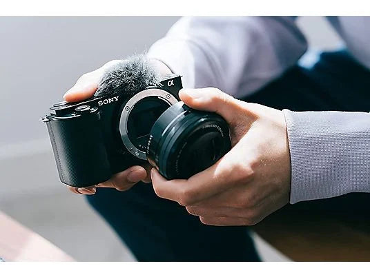 Sony ZV-E10L, 24.2 MP, APS-C, Con Objetivo 16-50 mm f/3.5-5.6, Pantalla giratoria